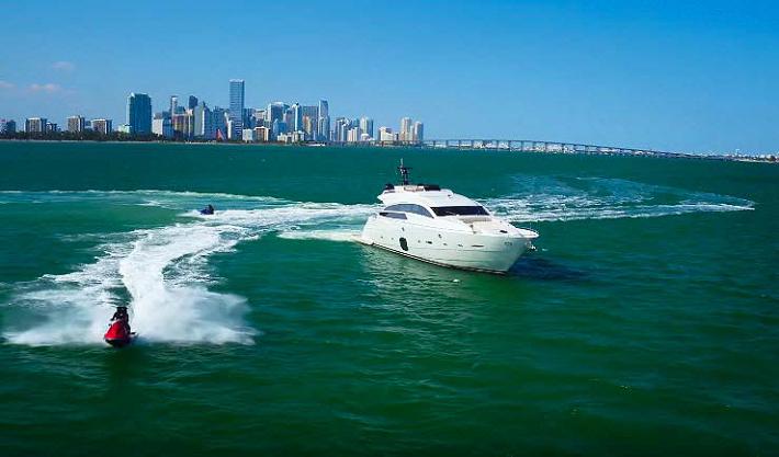 5 Hot Spots To Take Your Yacht in Miami HMY Yachts