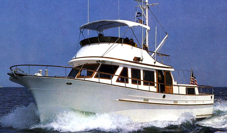 Albin Yachts 43 Trawler | HMY Yachts