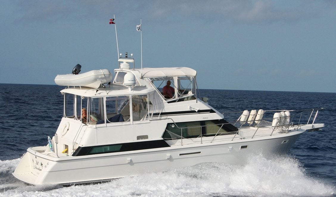 hatteras 42 cockpit motor yacht